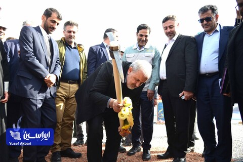 آئین کلنگ‌زنی خط تولید ورق گالوانیزه خودرویی شماره ۲ شرکت ورق خودرو چهارمحال و بختیاری