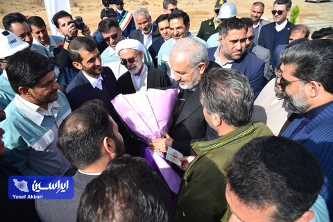 آئین کلنگ‌زنی خط تولید ورق گالوانیزه خودرویی شماره ۲ شرکت ورق خودرو چهارمحال و بختیاری