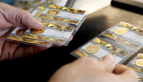 پیش بینی قیمت طلا و سکه ۲۱ بهمن ۱۴۰۲ / یکه‌تازی سیاست‌گذار طلا را زمین زد
