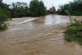 طغیان رودخانه‌ها در ۲ شهر لرستان/ راه ارتباطی ۴۰ روستا قطع شد
