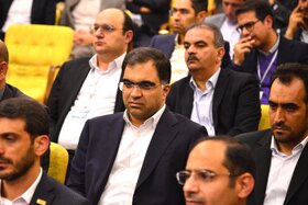 نشست صمیمانه بازار سرمایه، نهادهای مالی و صندوقهای سرمایهگذاری و فعالان اقتصادی استان اصفهان