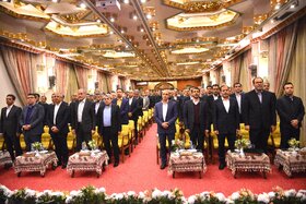 نشست صمیمانه بازار سرمایه، نهادهای مالی و صندوقهای سرمایهگذاری و فعالان اقتصادی استان اصفهان