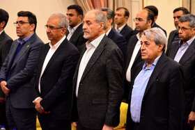 نشست صمیمانه بازار سرمایه، نهادهای مالی و صندوقهای سرمایهگذاری و فعالان اقتصادی استان اصفهان