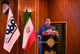 نشست صمیمانه بازار سرمایه، نهادهای مالی و صندوقهای سرمایهگذاری و فعالان اقتصادی استان اصفهان