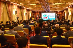 نشست صمیمانه بازار سرمایه، نهادهای مالی و صندوقهای سرمایهگذاری و فعالان اقتصادی استان اصفهان