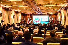 نشست صمیمانه بازار سرمایه، نهادهای مالی و صندوقهای سرمایهگذاری و فعالان اقتصادی استان اصفهان