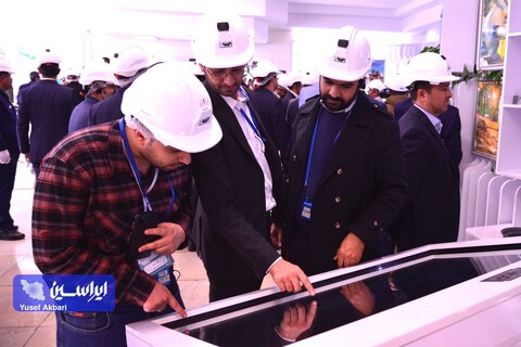 نشست صمیمانه فعالان بازار سرمایه با مدیران فولاد مبارکه