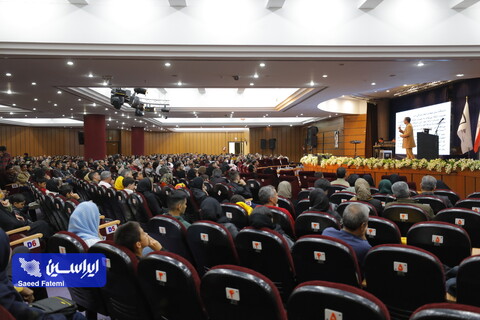 مراسم تقدیر از برگزیدگان کنکور سراسری سال ۱۴۰۲