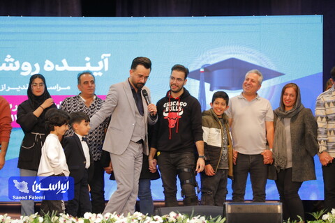 مراسم تقدیر از برگزیدگان کنکور سراسری سال ۱۴۰۲