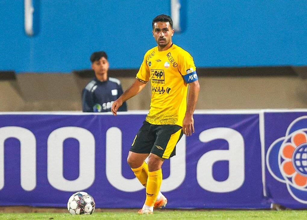 کاپیتان سپاهان در نقش محرم نویدکیا