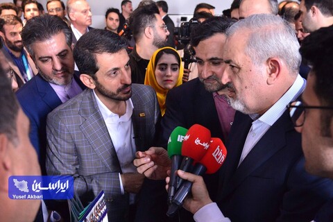 بازدید وزیر صمت و معاون علمی ریاست جمهوری از پروژه‌های شرکت‌های دانش‌بنیان با سرمایه‌گذاری خطرپذیر فولاد مبارکه