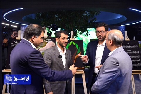 بازدید مدیرعامل شرکت فولادمبارکه از غرفه‌های این گروه در نمایشگاه ایران متافو ۲۰۲۳