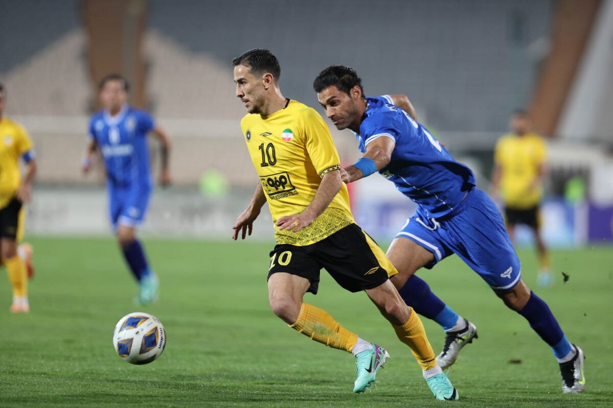 خلاصه بازی سپاهان ایران – نیروی‌هوایی عراق/ تک‌گل فرشاد برای پیروزی طلایی‌پوشان ۹ نفره