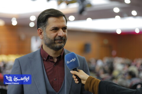 مدرسان در فولاد مبارکه به نماد کار و فرهنگ تبدیل شدهاند علیرضا کاظمی