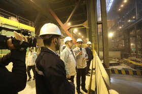 بازدید رئیس کمیسیون صنایع و معادن مجلس از خطوط تولید و تکمیل طرح های توسعه شرکت فولاد مبارکه