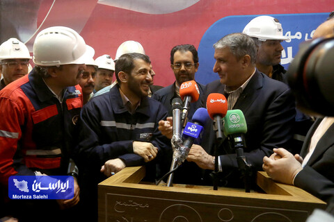 آیین رونمایی از پروژه جایگزینی دستگاه جوش لیزر فیبری بومی‌سازی‌شده با دستگاه جوش لیزر گازی فولاد مبارکه