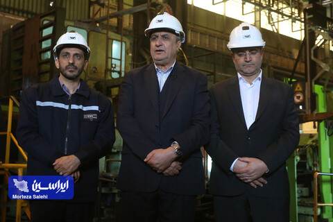 آیین رونمایی از پروژه جایگزینی دستگاه جوش لیزر فیبری بومی‌سازی‌شده با دستگاه جوش لیزر گازی فولاد مبارکه