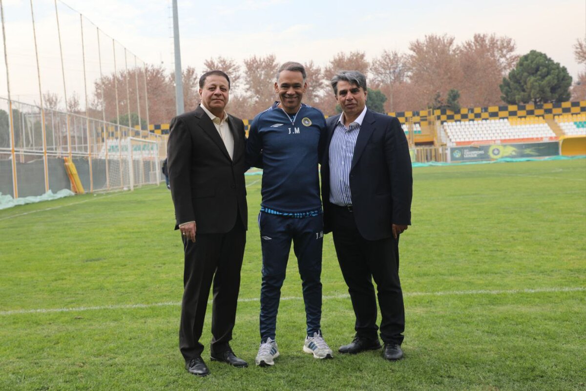 تکریم محمدرضا ساکت در باشگاه سپاهان