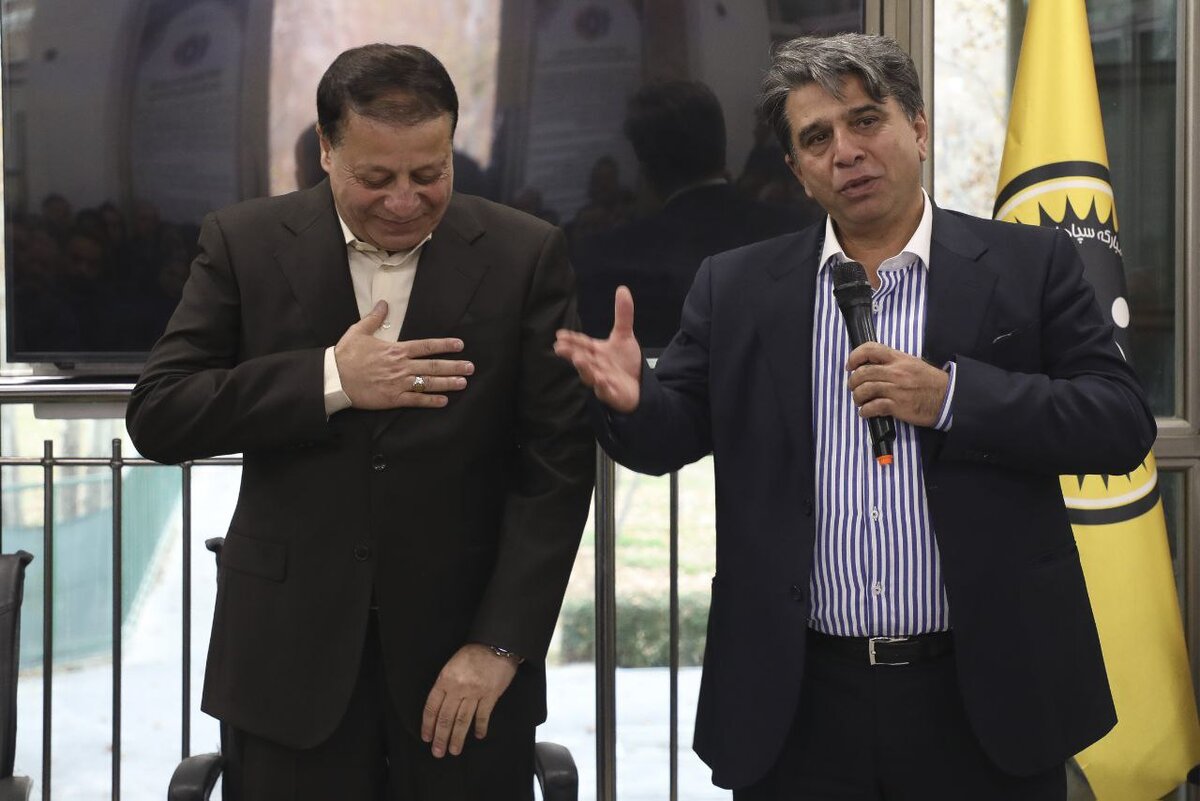 تکریم محمدرضا ساکت در باشگاه سپاهان