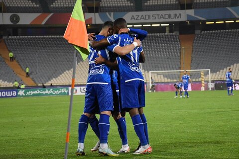 خلاصه بازی استقلال – نساجی/ شب درخشان آبی‌ها در آزادی