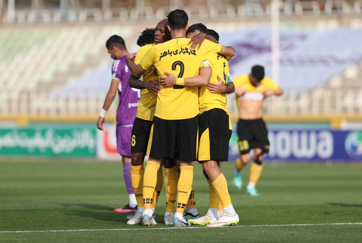 خلاصه بازی هوادار – سپاهان/ آتش‌بازی اصفهانی‌ها در تهران