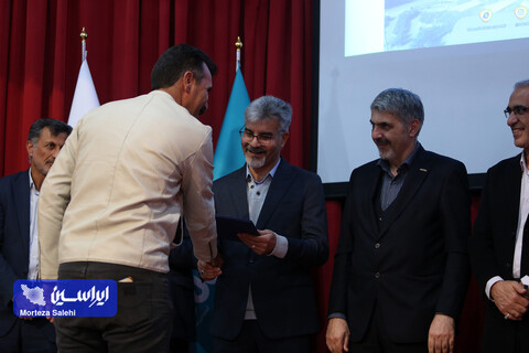آئین تجلیل از رانندگان و کارمندان برتر توکا به مناسبت هفته حمل و نقل