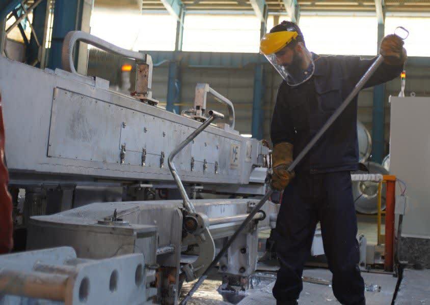 میزان سرباره در حوضچه مذاب شرکت ورق خودرو چهار محال و بختیاری کاهش یافت