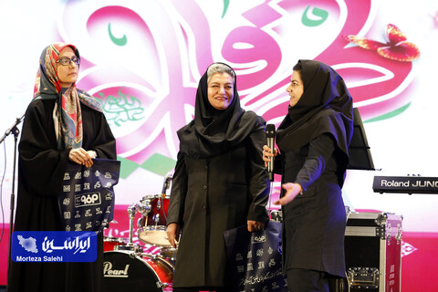 آیین بزرگداشت مقام مادر و روز زن در فولاد مبارکه