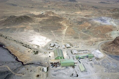 ثبت رکورد استخراج، تولید و فروش فسفات اسفوردی در ۹ ماهه ۱۴۰۲ فسفات