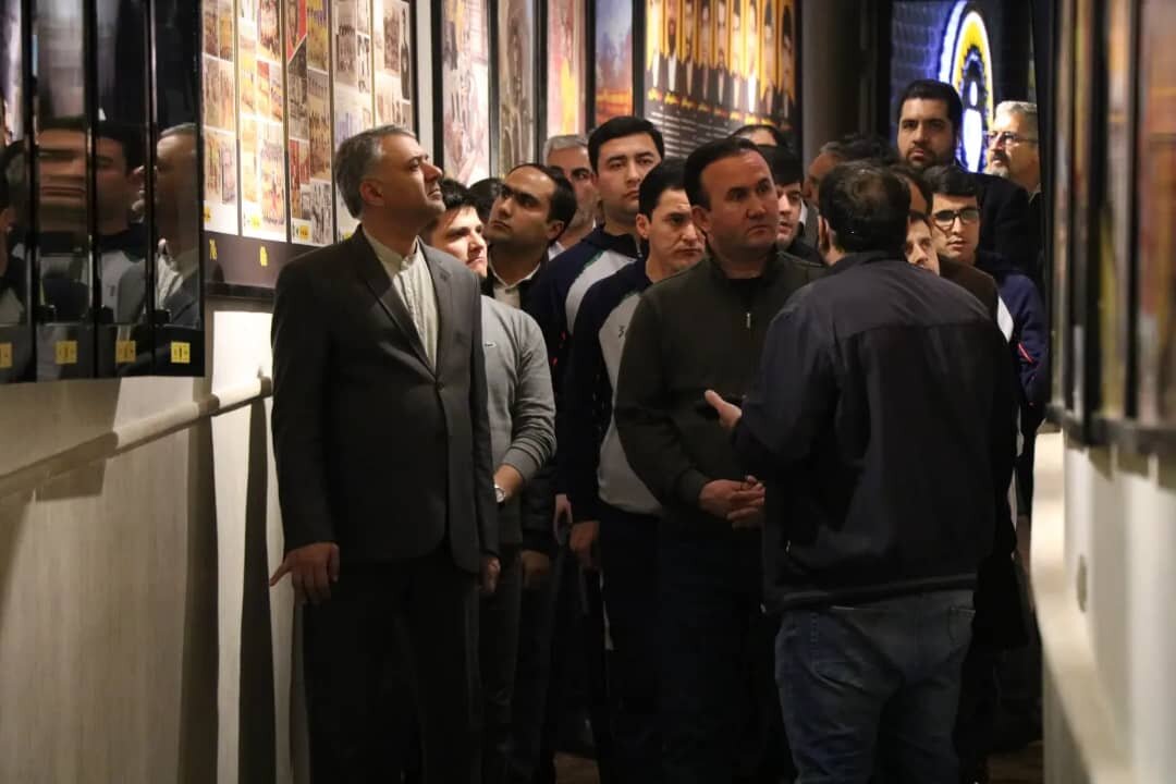 بازدید وزیر ورزش تاجیکستان از ورزشگاه نقشجهان