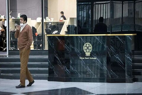 سقوط کم سابقه شاخص کل فرابورس / بازار سرمایه در آستانه نوروز آرام و قرار ندارد بورس