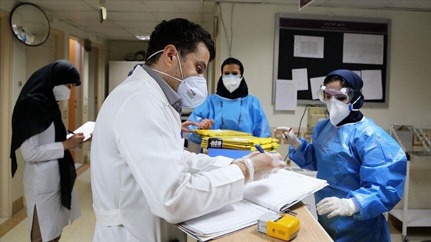 کسر ۱۰ درصد حق‌الزحمه پزشکان به عنوان مالیات