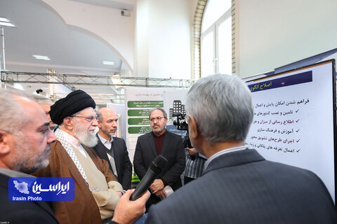 بازدید رهبر انقلاب از نمایشگاه توانمندی‌های تولید داخلی