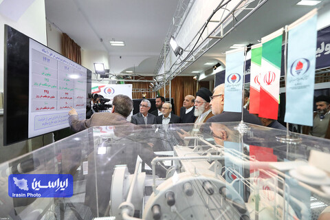 بازدید رهبر انقلاب از نمایشگاه توانمندی‌های تولید داخلی
