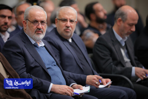دیدار تولیدکنندگان و فعالان اقتصادی با رهبر معظم انقلاب