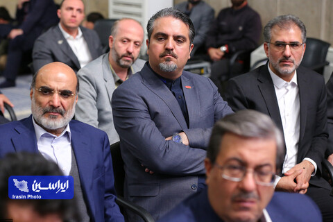 دیدار تولیدکنندگان و فعالان اقتصادی با رهبر معظم انقلاب