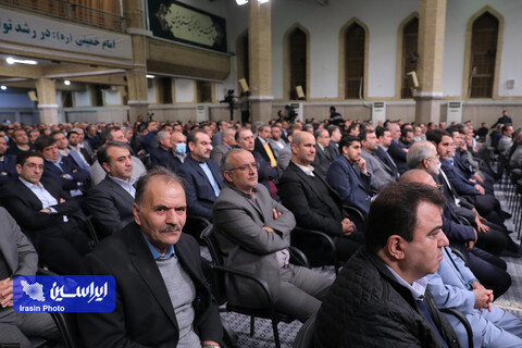 دیدار تولیدکنندگان و فعالان اقتصادی با رهبر معظم انقلاب