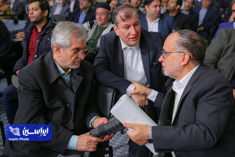 دیدار تولیدکنندگان و فعالان اقتصادی با رهبر معظم انقلاب