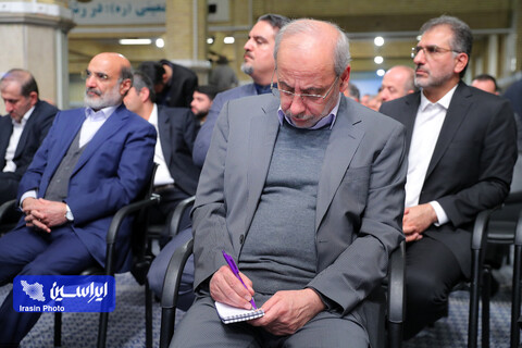 دیدار تولیدکنندگان و فعالان اقتصادی با رهبر معظم انقلاب