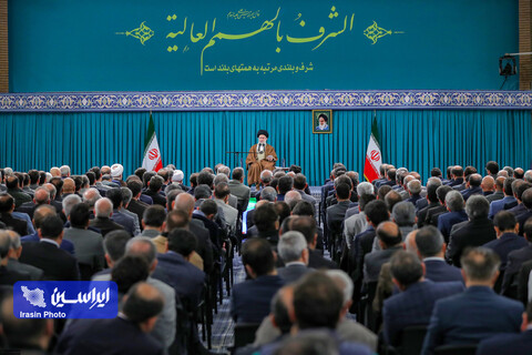 دیدار تولیدکنندگان و فعالان اقتصادی با رهبر معظم انقلاب