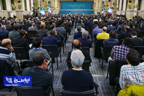 دیدار تولیدکنندگان و فعالان اقتصادی با رهبر معظم انقلاب
