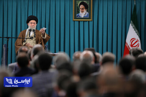 دیدار تولیدکنندگان و فعالان اقتصادی با رهبر معظم انقلاب
