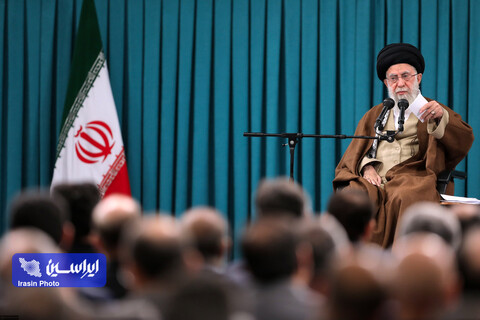 دیدار تولیدکنندگان و فعالان اقتصادی با رهبر معظم انقلاب