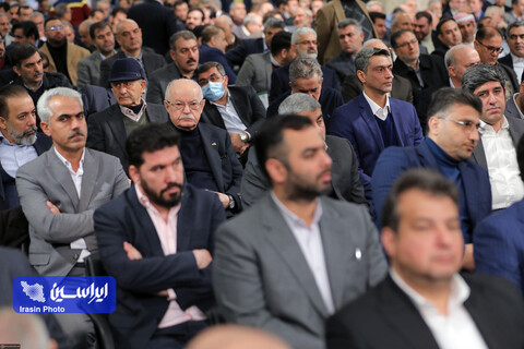 دیدار تولیدکنندگان و فعالان اقتصادی با رهبر معظم انقلاب