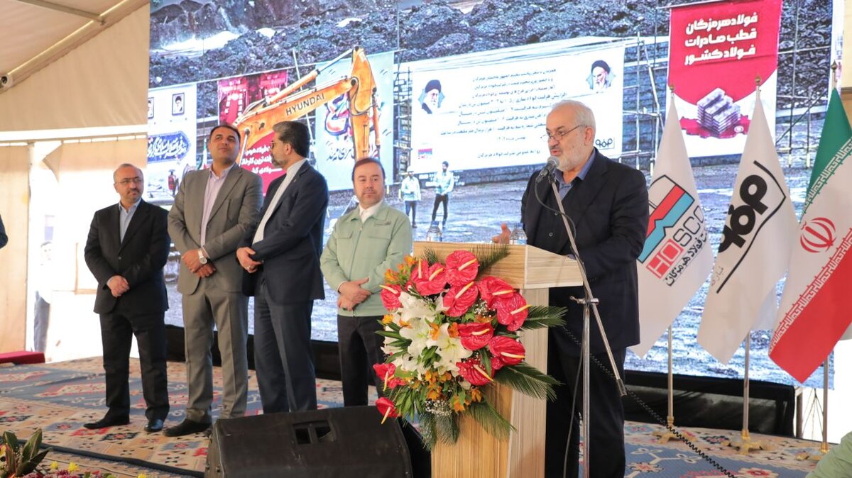 مهاجرت فولادمبارکه به کنار دریا برای ما افتخار آفرین است