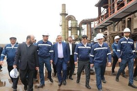 وزیر کار از شرکت صبا فولاد خلیج فارس بازدید کرد