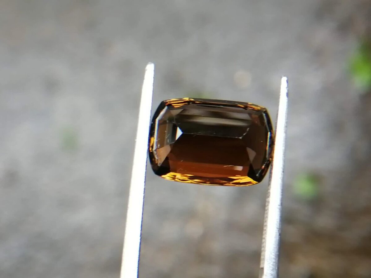 دراویت، سنگ شکلاتی