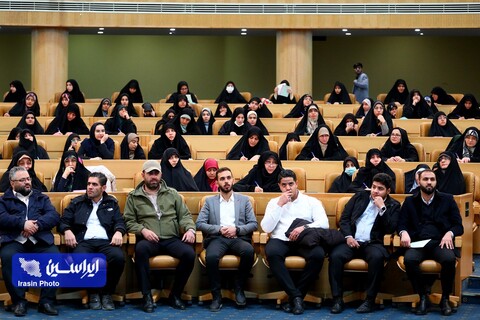 اجلاس ملی روایت پیشرفت؛ روایت قهرمان امید