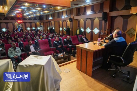 نشست خبری مدیرعامل ذوب آهن اصفهان با اصحاب رسانه