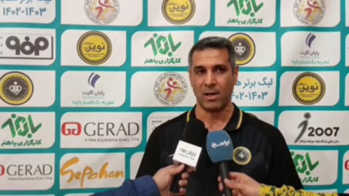 صحبت‌های شهداد مرتجی سرمربی تیم هندبال فولاد مبارکه سپاهان پس از پیروزی مقابل فرازبام